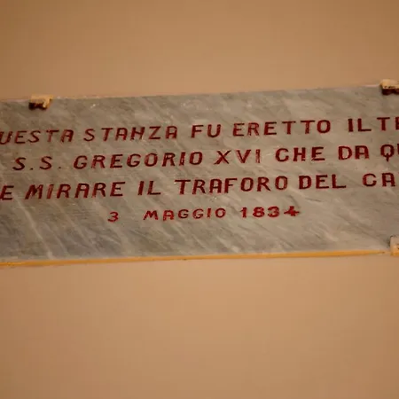 Palazzo Papa Gregorio Xvi Pensión